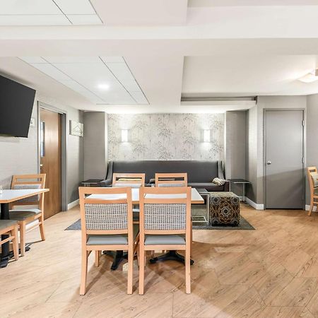 Best Western West Towne Suites Madison Exteriör bild