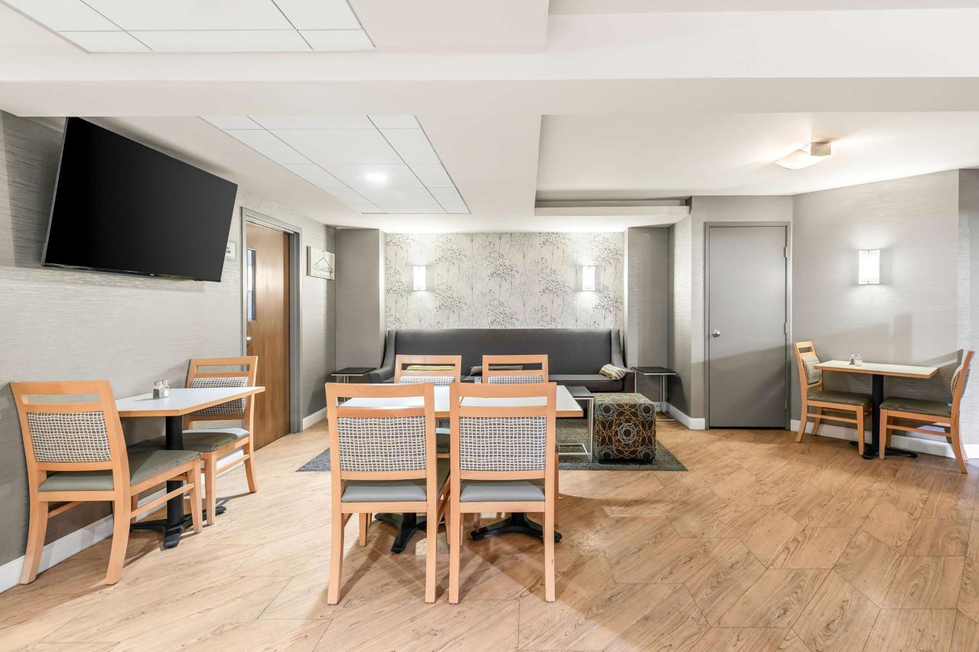 Best Western West Towne Suites Madison Exteriör bild