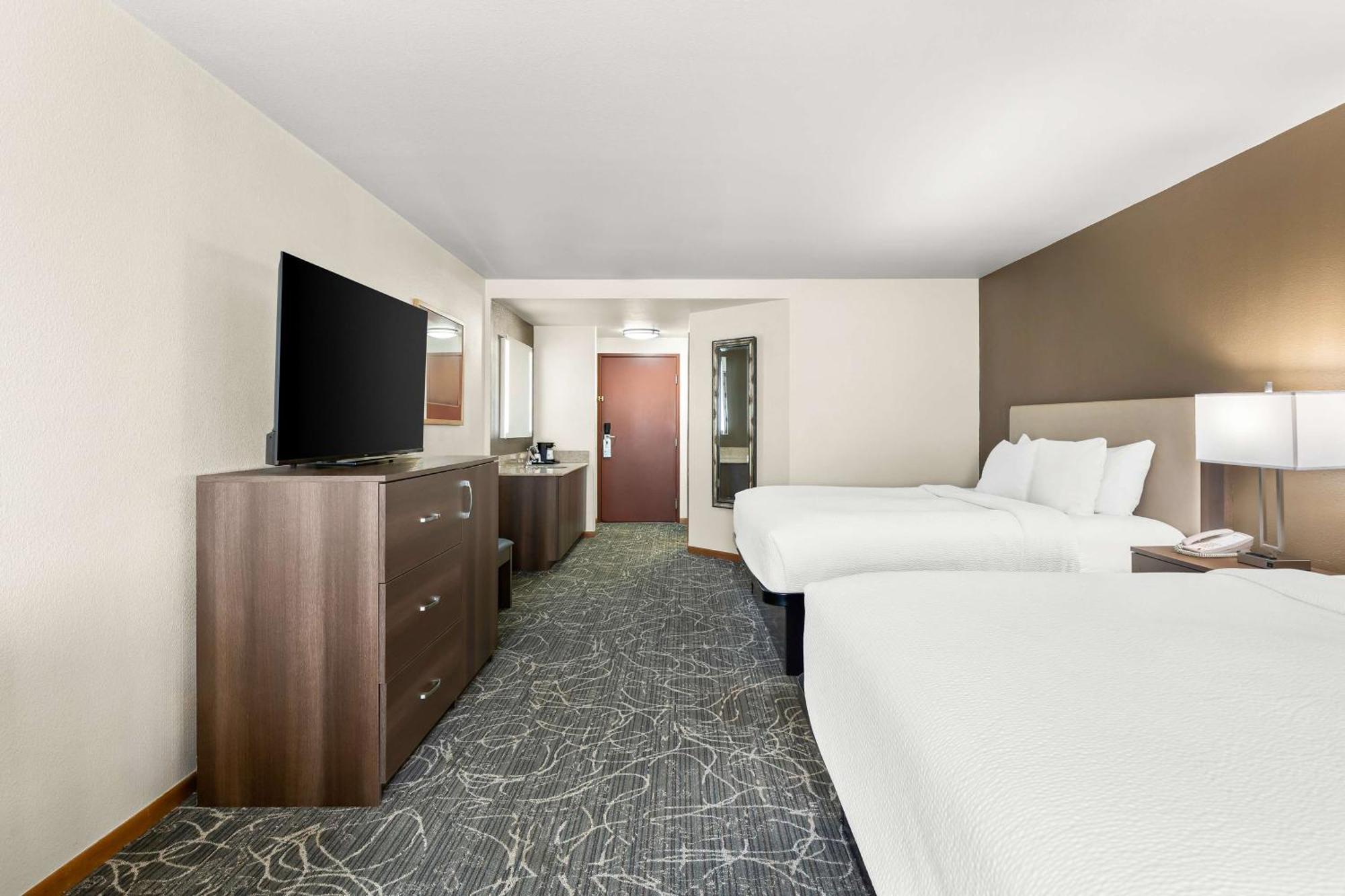 Best Western West Towne Suites Madison Exteriör bild