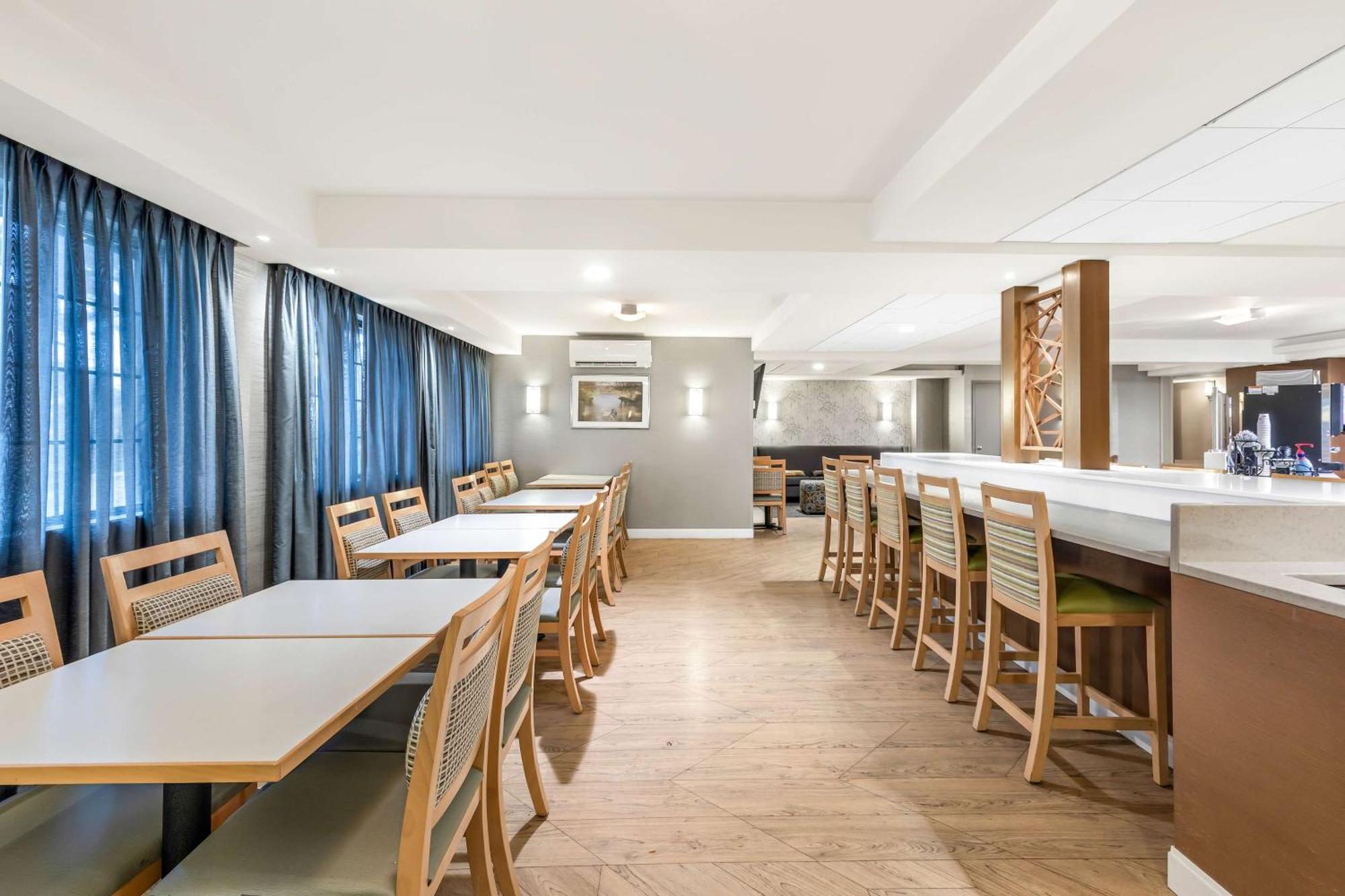 Best Western West Towne Suites Madison Exteriör bild